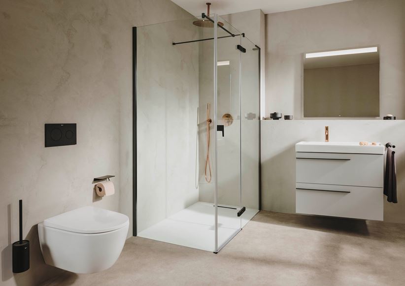 Łazienka w betonie i kabiną walk-in