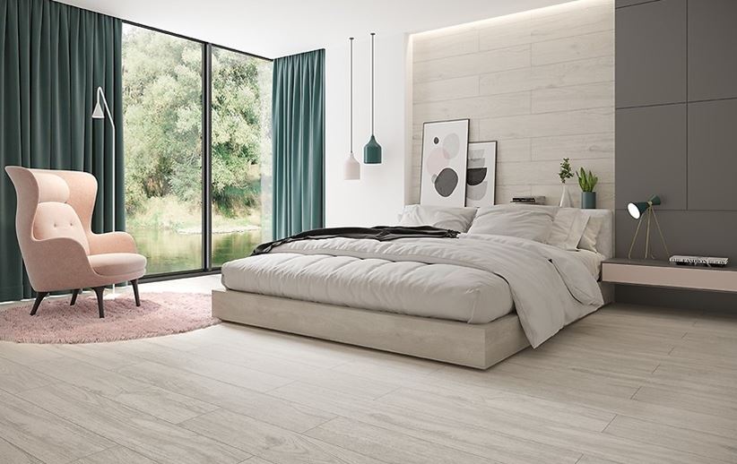 Jasna sypialnia w drewnie w stylu skandynawskim