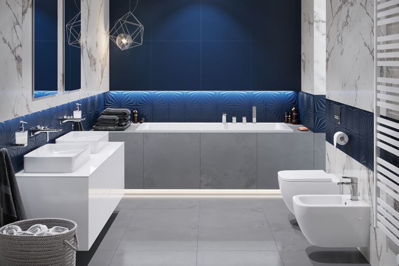 Biało-niebieska łazienka w nowoczesnej aranżacji