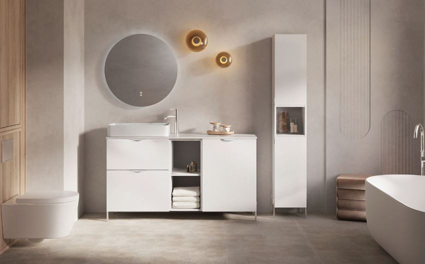 Betonowa łazienka z białym wyposażeniem