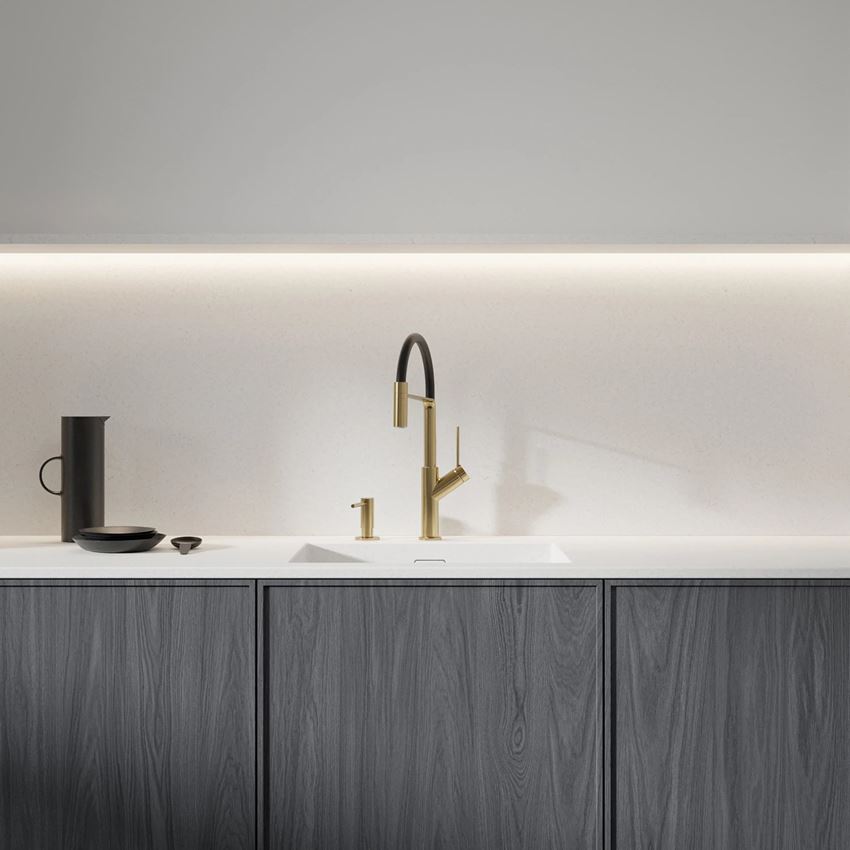 Bateria zlewozmywakowa mosiądz szczotkowany/czarny mat Omnires Vita