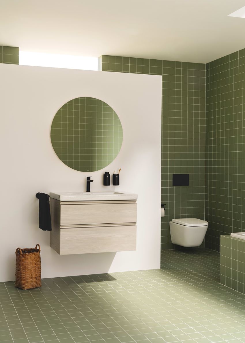 Biało-zielona łazienka z ceramiką Roca Gap