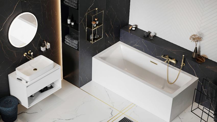 Czarno-biała łazienka w stylu glamour w prostokątną wanną