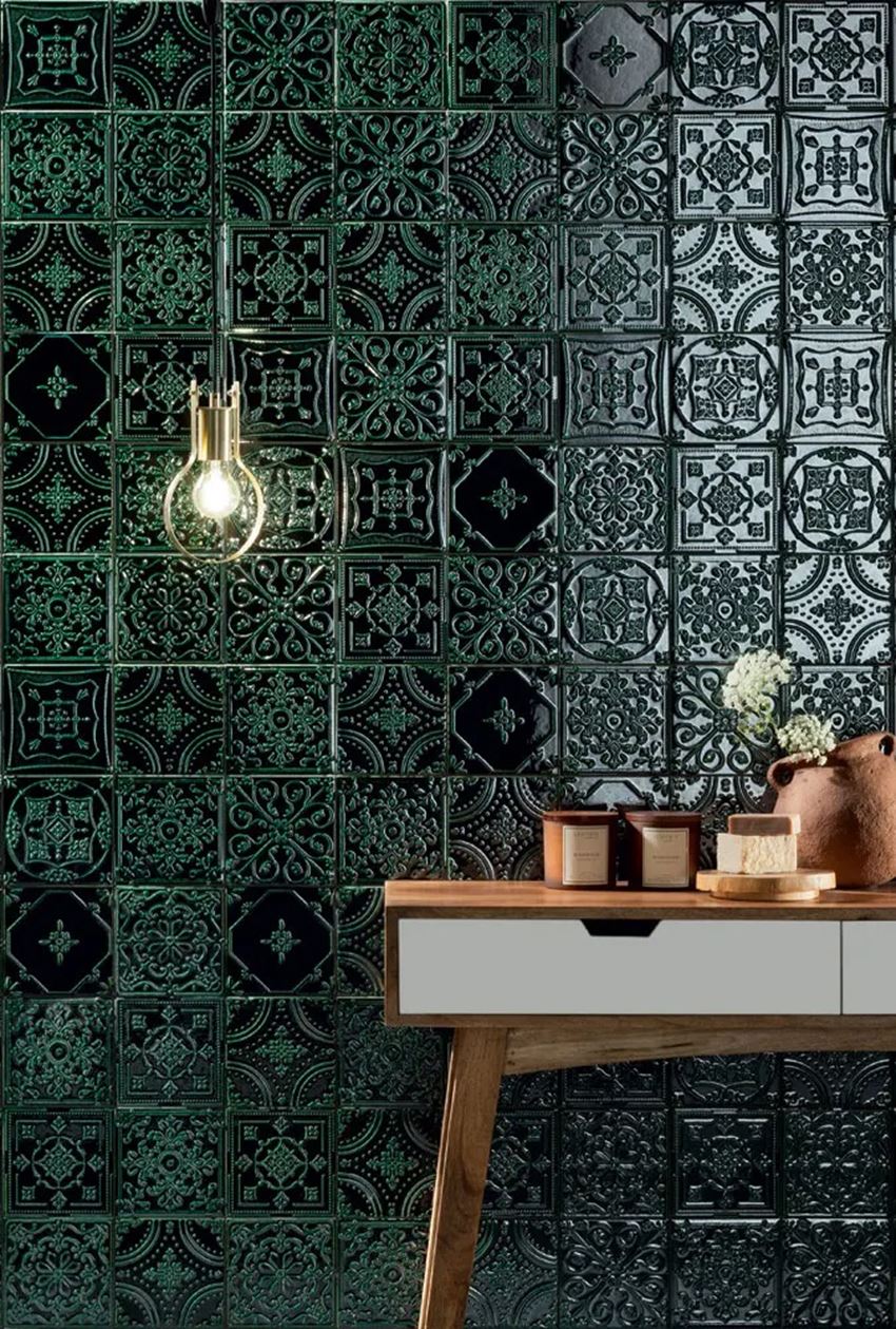 Zielone dekory Tubądzin Tinta w wykończeniu łazienki