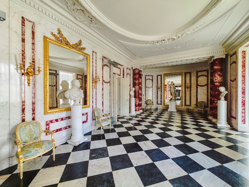 Tubądzin_Pałac na Wyspie - Jadalnia 1.jpg